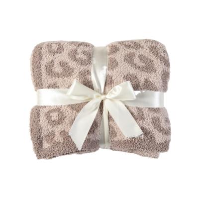 China Comfortable And Hot Winter Leopard Print Jacquard Knitted Blanket With Velvet Blanket Throw for sale