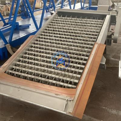 China Factory Auto Water Main Bar Screen Mechanical Bar Screen For Pretreatment for sale