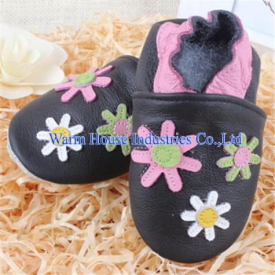 China Daily life hot style and high quality cheap price baby shoes baby moccasin shoes for sale