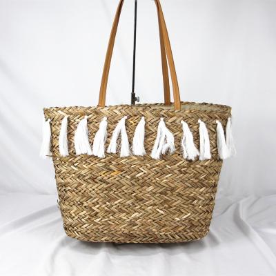 China Fashion Straw Bags 2020 New Style Tassel Beach Bag for sale