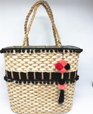 China Wholesale Fashion Tassels Corn Hand - Woven Straw Tote Beach Bag for sale