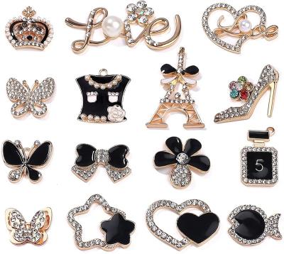 China Shoe Buckle Shoe Charms Fits Clog Fashion Crystal Diamond Sandals Decoration Charms For Women Girl Party Birthday Gifts for sale