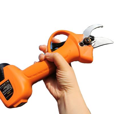 China Anti-Slip Handle Bypass Shears Blade With 4.0ah Li-battery Cordless Electric Shears for sale