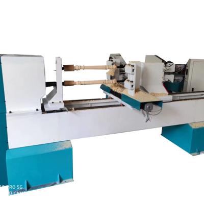 China Wood Furniture Woodworking Machine Heavy Duty CNC Lathe Wood Lathe for sale