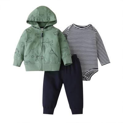 China Factory wholesale price cartoon newborn anti-static vehicle pattern baby clothing set hooded kids clothing for sale