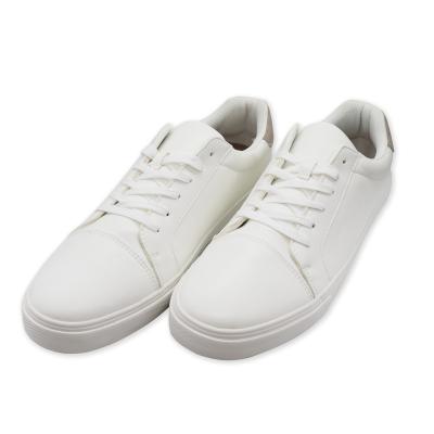 China Newest Selling Trend Fashion All-match Men's Board Shoes Breathable Non-slip Mens White Shoes for sale