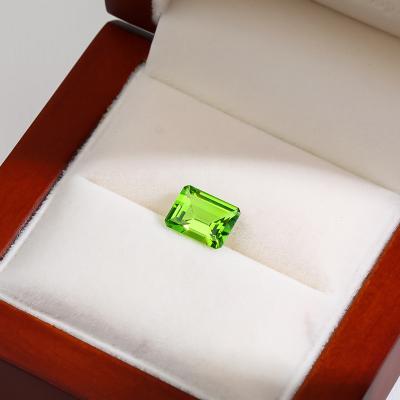 China Good Quality Natural Olive Gems Octagon Olivine Peridot Stone From Original CS Gems Green Of Birefringence And Pleochroism Beautiful for sale