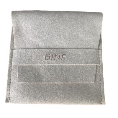 China Eco-friendly Customized Embossed Luxury Microfiber Envelope Jewelry Necklace Pouch Suede Microfiber Glasses Packaging Envelope Jewelry Bag for sale