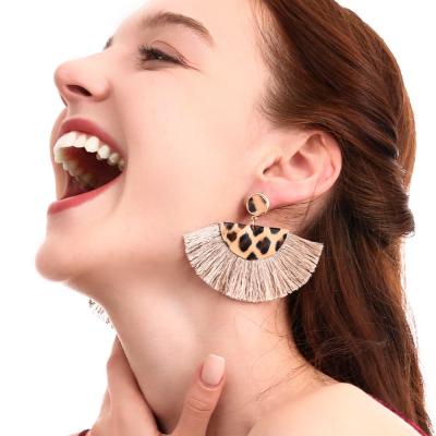 China Amazon hot sale romantic earrings leather earrings leopard tassel leather earrings for sale