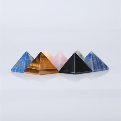 China Wholesale Europe Polyhedron Reiki Natural Different Energy Healing Mini Crystal Pyramid for sale