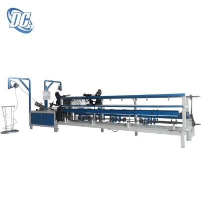 China Building material shops 2-4mm chainlink fence machine full automatic diamond fence making machine for sale