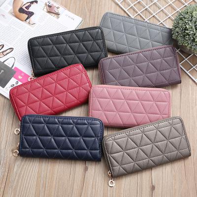 China 2021 new style cheap waterproof hot fashion pu zipper leather long purse for women ladies clutch for sale