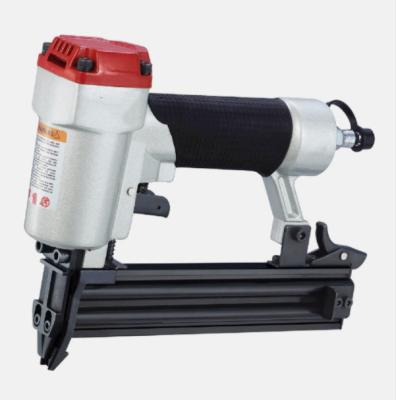 Κίνα 18ga. Air Brad Nailer Πνευματικό όπλο καρφιών για έπιπλα 32mm Πνευματικό πεδίο ασκήσεων Κανένα προς πώληση