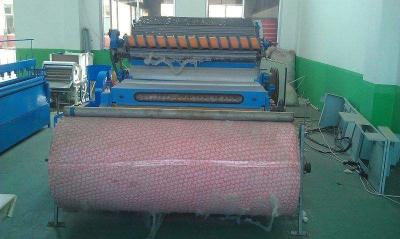 China Customized Color Nonwoven Carding Machine Stiff Waddings And Glue Free / Thermal Bonded Waddings for sale