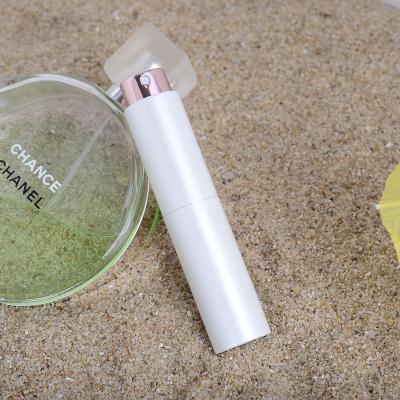 China 5ml 8ml 10ml 15ml Cosmetic Travel Perfume Refillable Glass Atomizer for sale