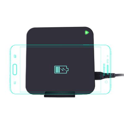 China Convenient Angle 10W Custom Charging Station Black Wireless Charger for sale