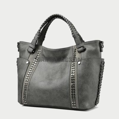 China 2018 Lady fashion stud details women PU faux leather bag factory handbag systyle for sale