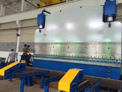 China Equipamento de dobra de chapas metálicas CNC elétrico hidráulico 160T / 3200mm à venda