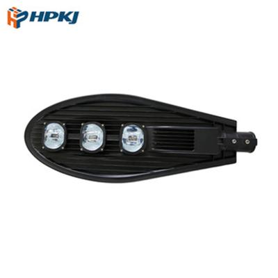 China ROAD engineering led street light solar led street light 6000 lumen led street light with photocell zu verkaufen