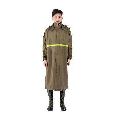 China Waterproof Windproof Reflective waterproof clothing three-layer placket external pockets with hats raincoats for sale