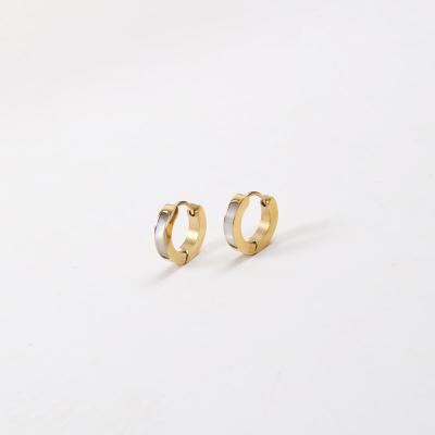 China 2021 Trendy Earring Lead Free Nickel Free 18K Gold Plated Shell Huggie Earrings Stainless Steel Earrings Wholesale for sale