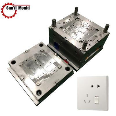 China OEM Investment Plastic Injection Molding Machine Aluminum Mold Parts Plastic Injection Mold for sale