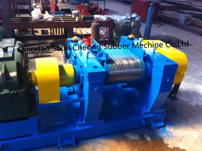 China XKP-400 Rubber Cracker Mill / Waste Tire Grinder With Two Roller for sale