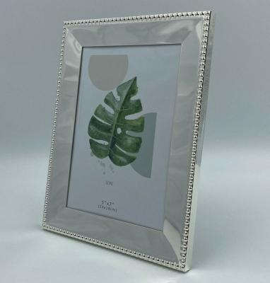 China Home Decoration Metal Photo Frame Decorated Metal Picture Frame Iron Frame 4x6 5x7 8x10 for sale