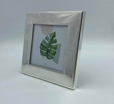 China Home Decoration Metal Photo Frame Decorated Metal Picture Frame Iron Frame 4x6 5x7 8x10 for sale