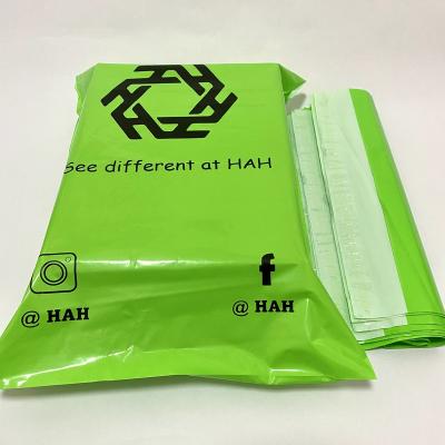 China Water Resistant Pink Poly Mailers Envelopes Shipping Bags Packing For Clothes Plastic Mailer Bag for sale