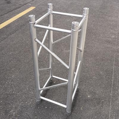 China Aluminum Alloy Truss - 400*400mm, Step Lighting Truss Spigot Type Whtr-36 Truss for sale