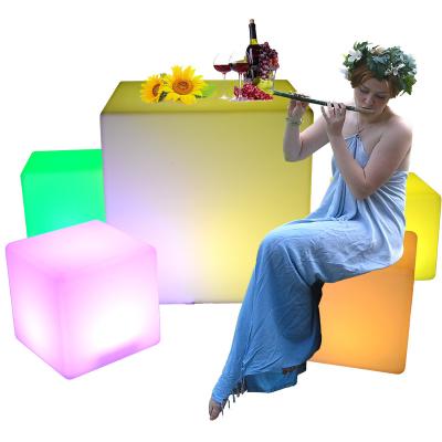 China Modern Cube LED Event Light Seat 16 Color Cube Shape Chair Stools Rental Club Party Furniture /Plastic Nightclub Furniture for sale