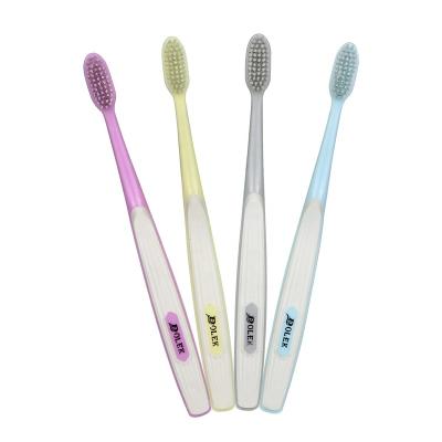 China Soft-Bristle Toothbrush Teeth Whittening Adults Toothbrush Dental Care Disposable Toothbrush for sale