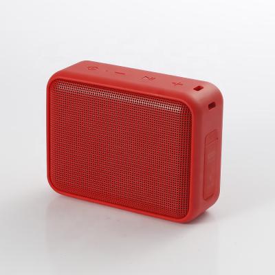 China Outdoor simple design wireless mini flat speaker box with TWS wireless speaker for sale