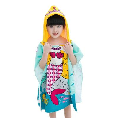 China Hypoallergenic 100 Polyester Cartoon Print Kids Towel Hooded Poncho Strong Water Absorption Baby Beach Towel for sale