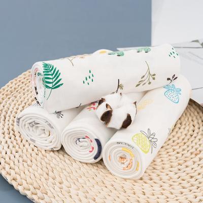 China Hypoallergenic White Color Bamboo Cotton Bath Towel Covers Newborn Baby Muslin Wrap Soft Wraps Baby Yoda Towel for sale