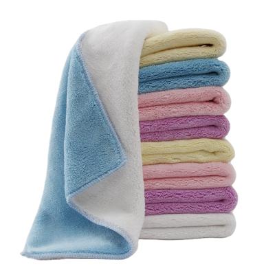 China Super Absorbent Quick Dry Car Wash Towel Microfiber Detailing Towel Viable For On The Go for sale