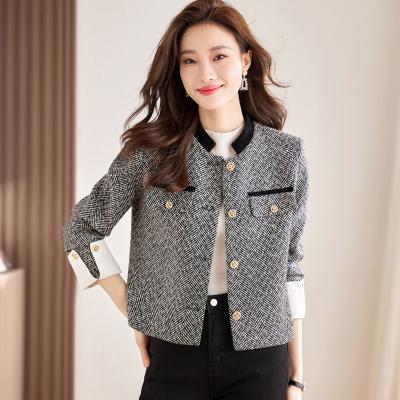 China Anti-wrinkle Luxury Winter And Autumn Fashion Women Elegant Small Coats V Neck Single Breasted Suit Blazer For Lady for sale