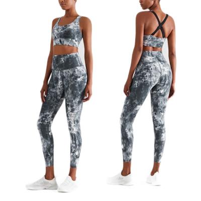 China KUER Breathable 2022 New Tie Dye Adjustable Straps Bra No Trace Yoga Suit Set Shorts Fitness Training Tracksuit for sale