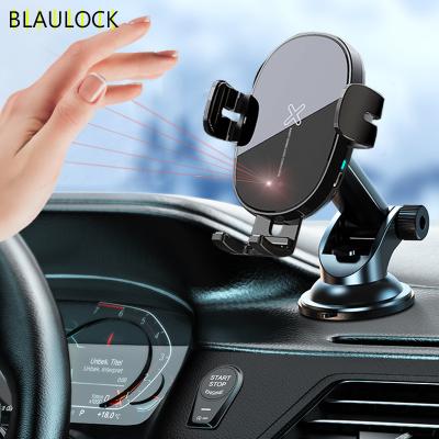 China Mobile Phone Charger 15w Qi Wireless Car Charger Air Vent Suction Cup Fast Charging Self-Fixing Mount for sale