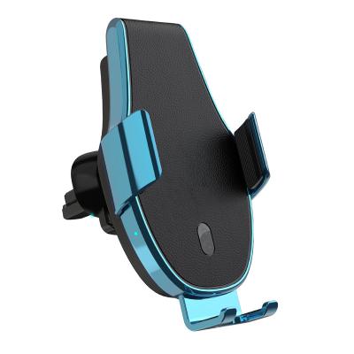 China 15W Universal Fast Wireless Charger Car Mount Auto Fastening Wireless Charger For Iphone For Samsung for sale