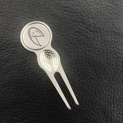 China Custom Logo Design Oem Magnetic Bulk metal golf ball marker repair divot tools empty divot tool+logo golf accessories marker for sale