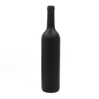 China Beverage Wholesale 750ml Bordeaux Shape Glass High Quality Empty Wine Bottle for sale