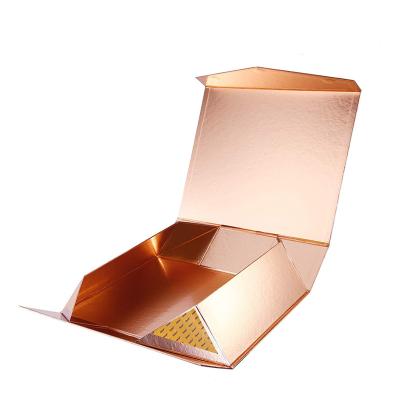 China Custom Folding Pink Candy Magnetic Closure Custom Candle Cardboard Gift Packaging Recyclable Free Shipping Rigid Paper Box for sale