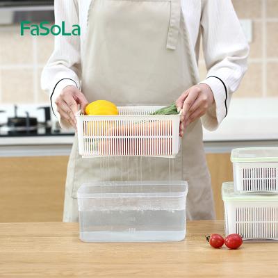 China Freshness Preservation FaSoLa 3L Plastic Kitchen Food Storage Container Square Crisper Box for sale