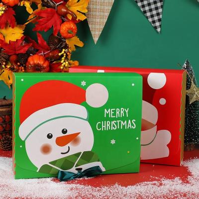 China Christmas Red Christmas Santa Gifts Packaging Paper Boxes Fashion Design Christmas Biodegradable Gift Box Wholesale Green for sale