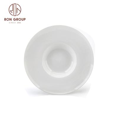 China Sustainable modern wedding events party restaurant use dishware in dishware sets white dinnerware for sale