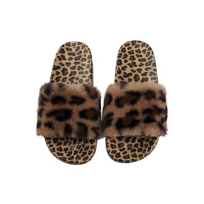 China Hot Lady Casual Fur Low PVC Leopard Print Slippers 2022 New Women Summer Stylish Flat Anti-slippery Shoes Rates Sandals for sale