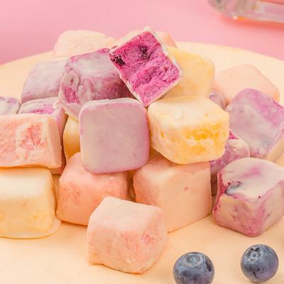 China Freeze-dried high quality dry HUagongna yogurt cube liner, mango, starwberry straberry and blue for sale