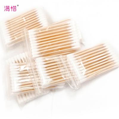 China 30PCS/Pack Double Head Disposable Daily Cleaning Cotton Swab Cotton Wooden Buds For Nose Ear Cleaning Wood Sticks Cotton Swabs for sale